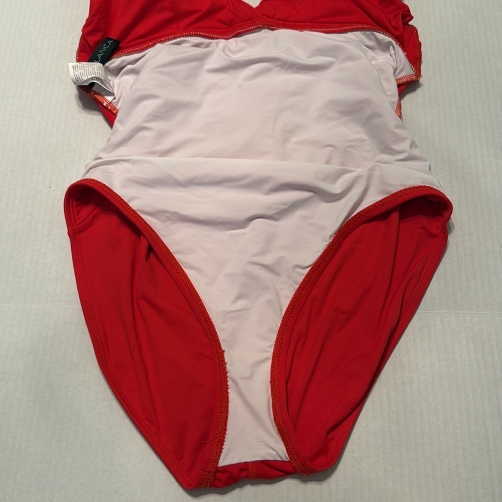 La Blanca Island Goddess Multi Strap Cross-Back Mio in Cherry Red Size 12 - Picture 14 of 14